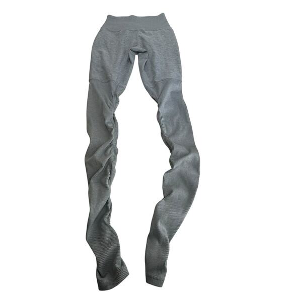 ALO Pants - Alo Yoga High Waist Moto Leggings Size XS Gray Seamless Compression Active